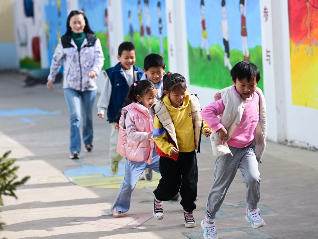 青海祁連：加強普惠幼兒園建設 提升學(xué)前教育質(zhì)量