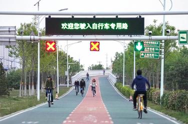 新華全媒+丨叮鈴鈴，“自行車(chē)熱”又回來(lái)了