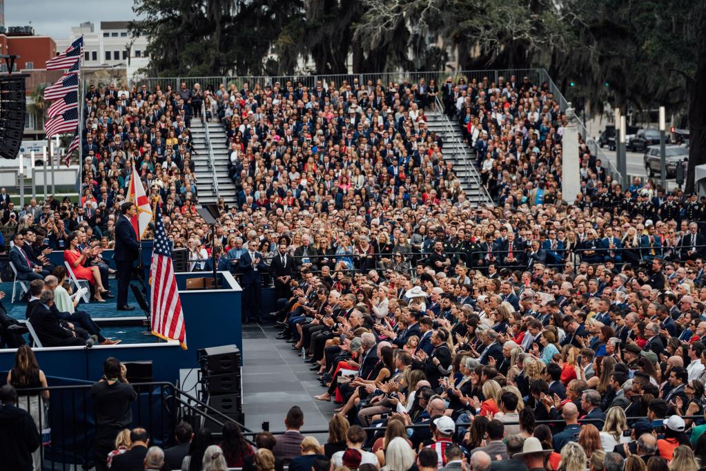 美國佛羅里達州長(cháng)參加競選下屆總統