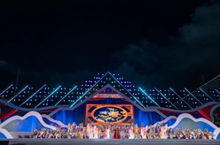 新華全媒+丨第五屆中國西藏旅游文化國際博覽會(huì )開(kāi)幕