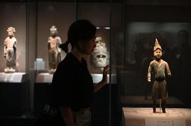 “鑒往知遠——新時(shí)代考古成果展”在國博舉行