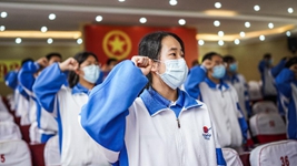 以青春之我，貢獻偉大時(shí)代